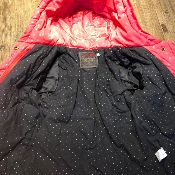 Beautiful French Puffer Winter Coat - Picture 6 of 10